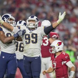 Cardinals Va Rams ..2 Tickets, Lower Level Aisle Seats With Parking