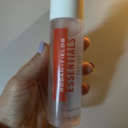 Make Up Remover Rodan + Fields 