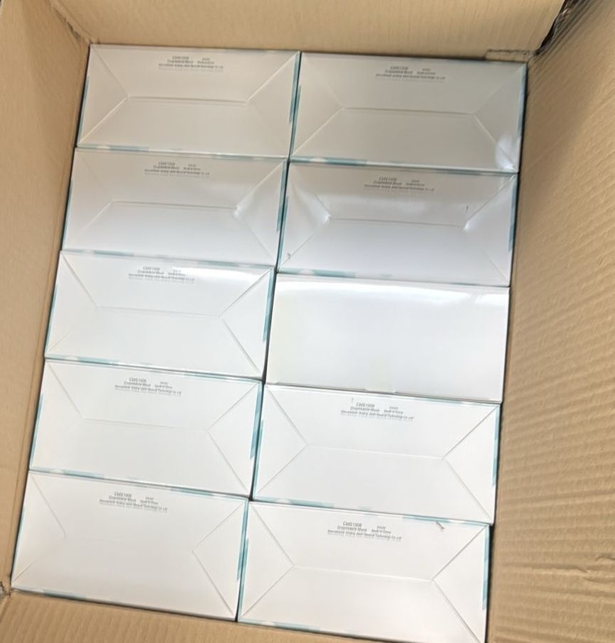 Face Masks 😷 Brand New Unopened Boxes 