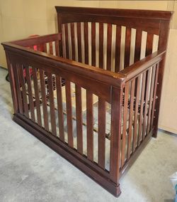 Baby crib
