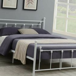 New platform bed frame queen