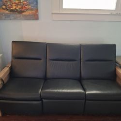 B & o railroad Couch And Chair Recliners 