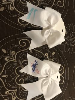 New hair bows