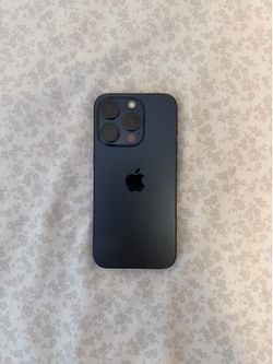 iPhone 15 pro 128gb dark blue