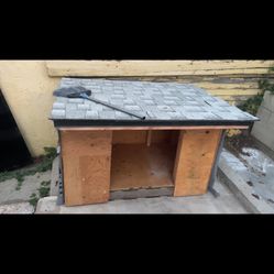 Dog Housesss!!!! 🏠 