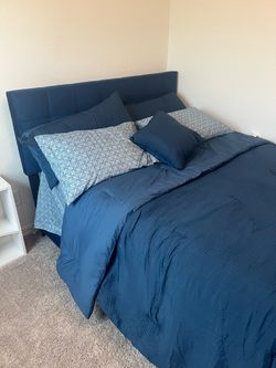 New Full Size Bed Blue