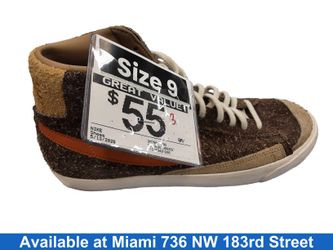 Nike Dm7581-200 Brown