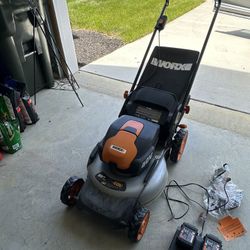Electric Lawnmower 