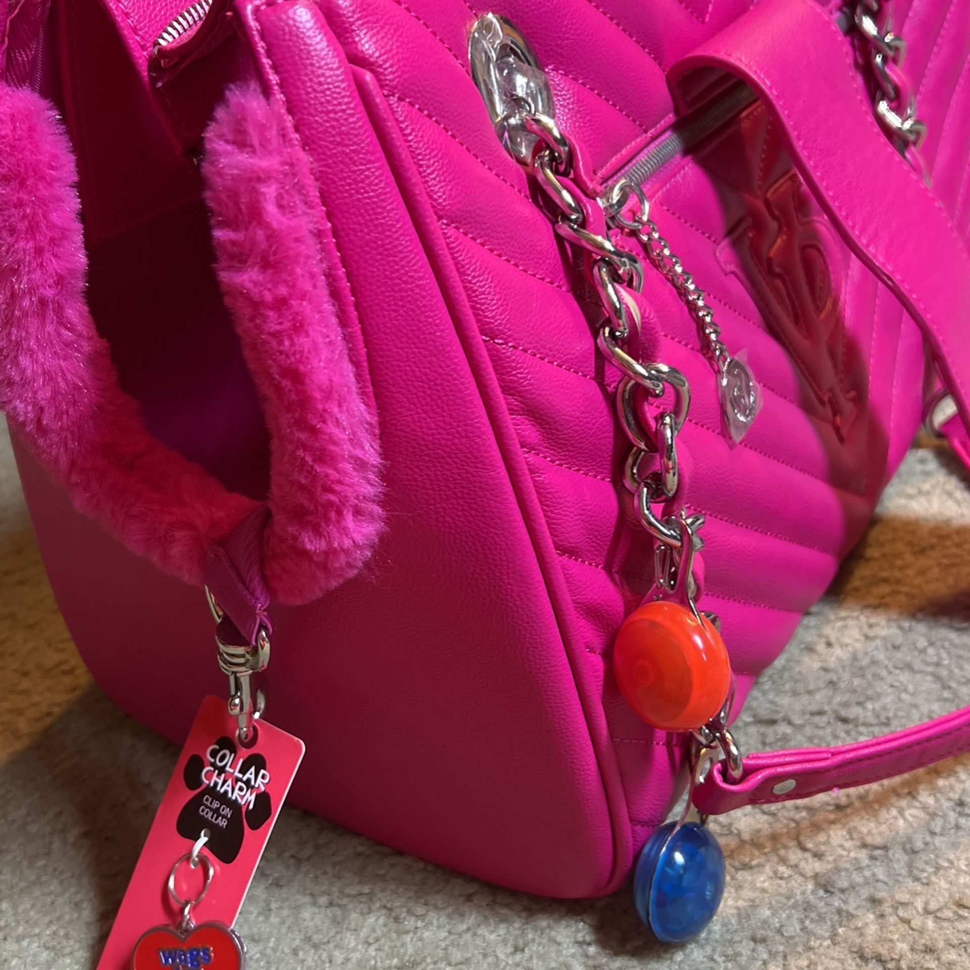 VP PINK PET SHOULDER CARRIER