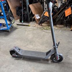 Phantom gogo A8 scooter