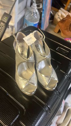 Branch Silver Heels NWT