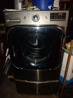 LG WASHER AND DRYER PAIR
