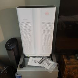 Biota Bot Air Purifier