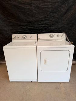 Maytag washer and electric dryer laundry set