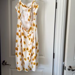 Beautiful Backless Dress