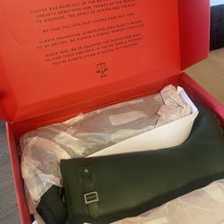 Hunter Rain Boots Size 8 Women