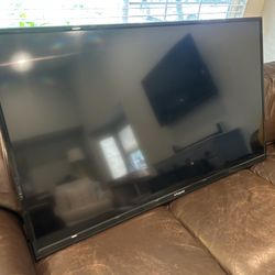 55” Polaroid LED Tv w/wall mount