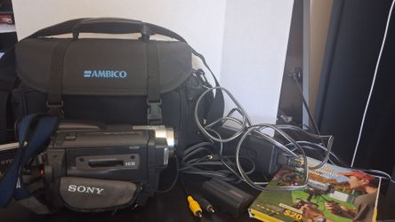 Sony Handycam CCD-TRV68 Hi8 Video Camera Camcorder NightShot Bundle TESTED