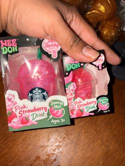 Big and small Starbucks squishy