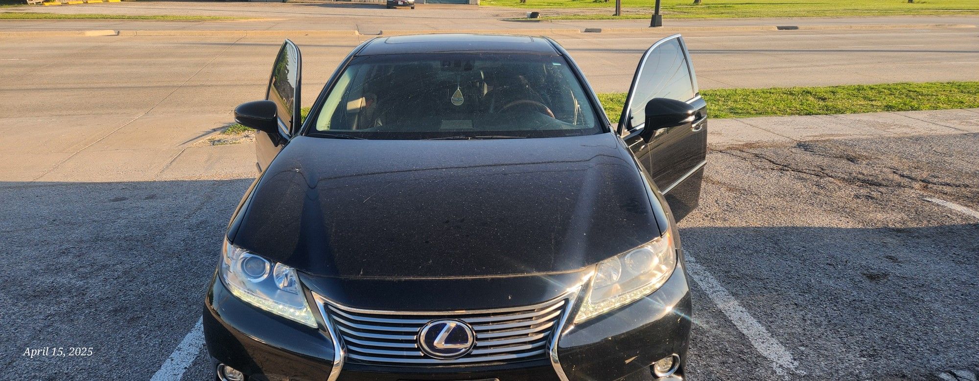2015 Lexus ES 300h