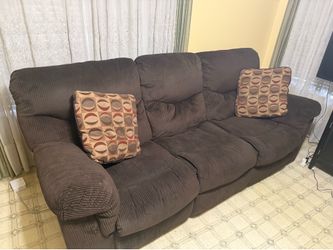Couch & Loveseat Set – Comfortable & Reclining