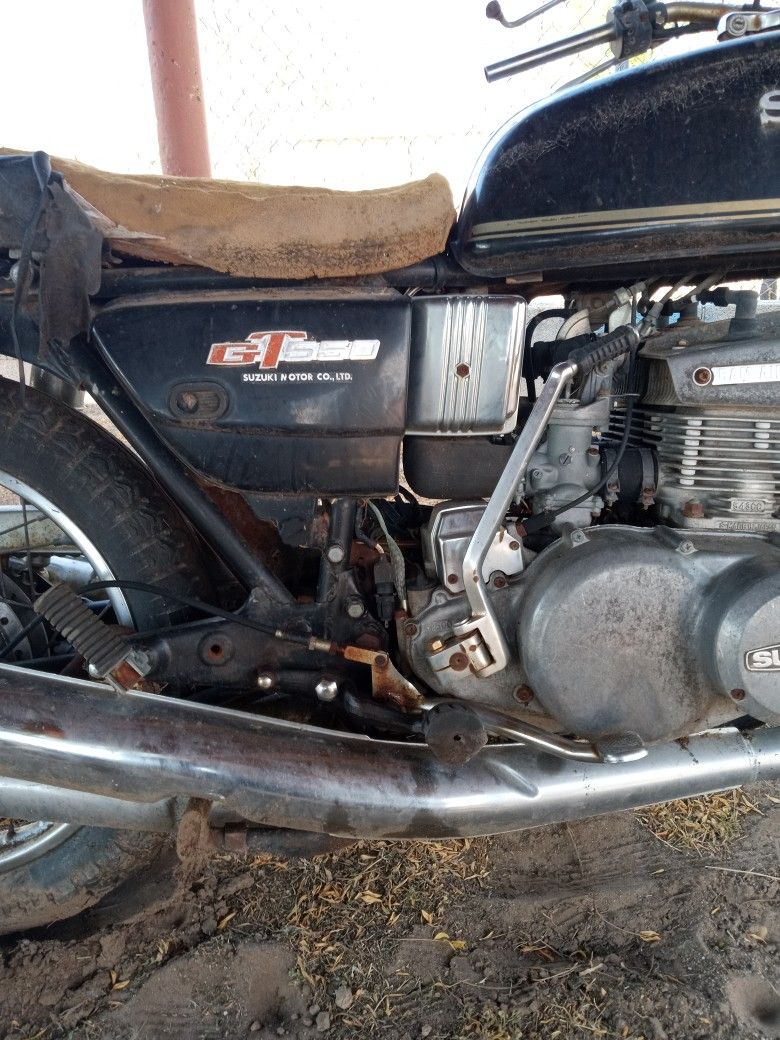 Suzuki Gt550 Don't Have A Key For It Or The Title But Supposedly It Runs It's A 1974