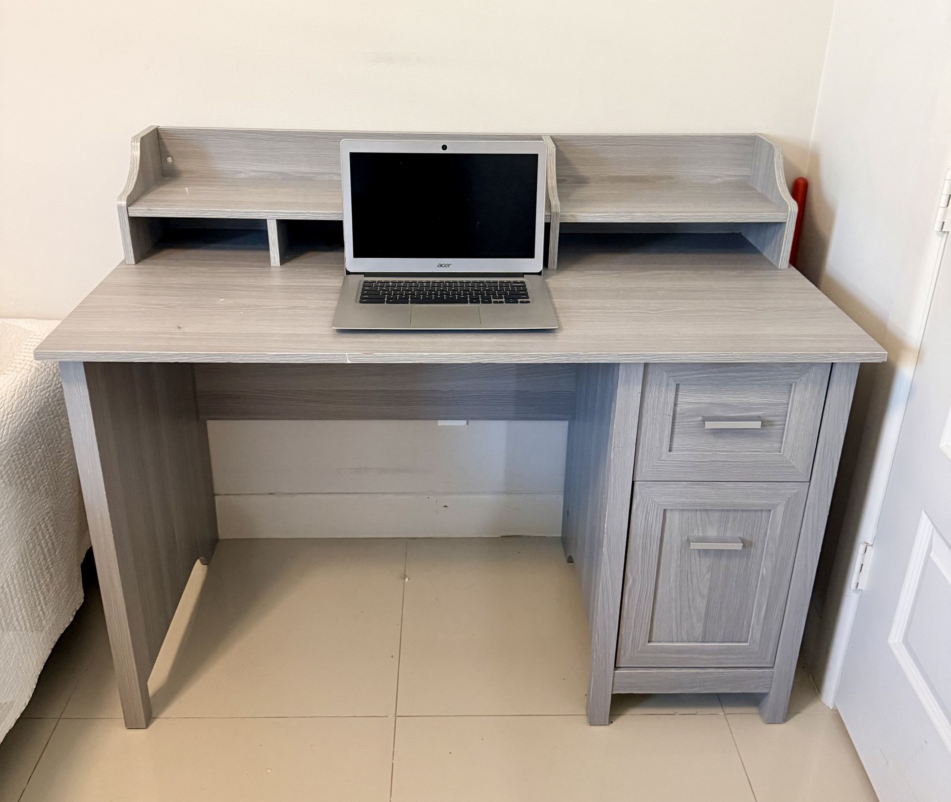 FULL BEDROOM SET FOR SALE