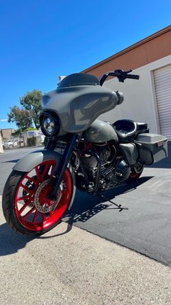 Custom Harley-Davidson Bagger Motorcycle