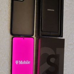 SAMSUNG GALAXY S21 ULTRA 5G 128 GIGABYTES IN BLACK COLOR. PHONE IS UNLOCKED FOR ANY COMPANY CARRIER 