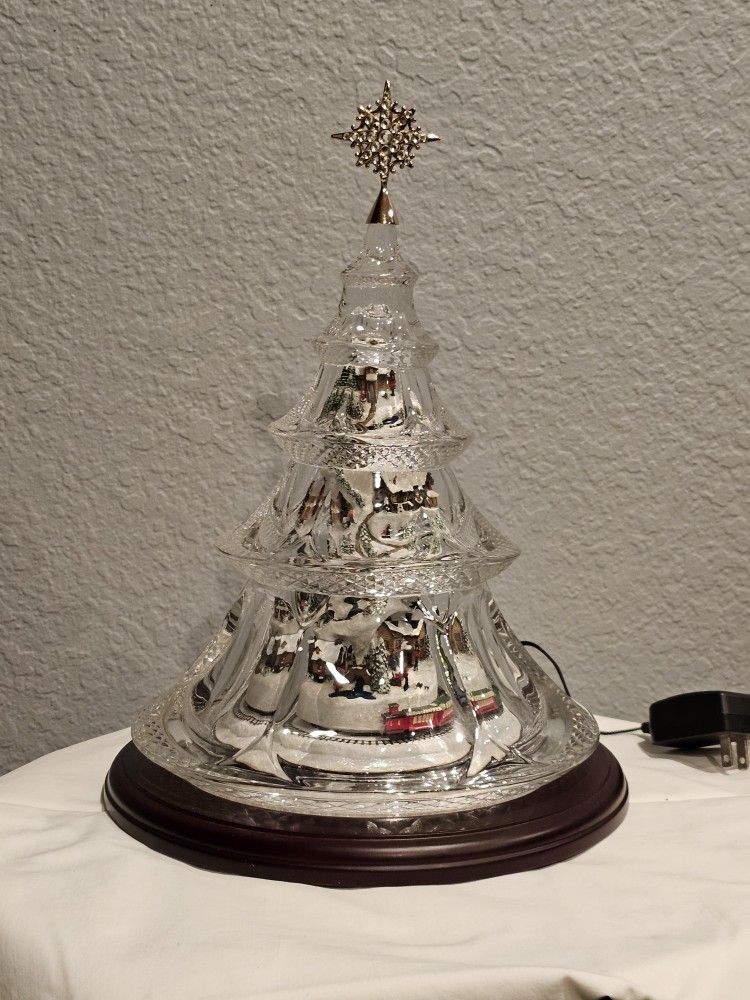 Thomas Kinkade Crystal Tree With Moving Train Lit Village With Music