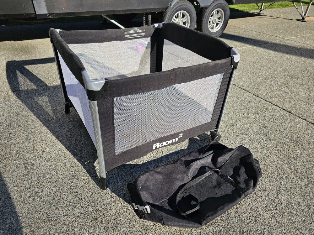 Joovy Room 2 