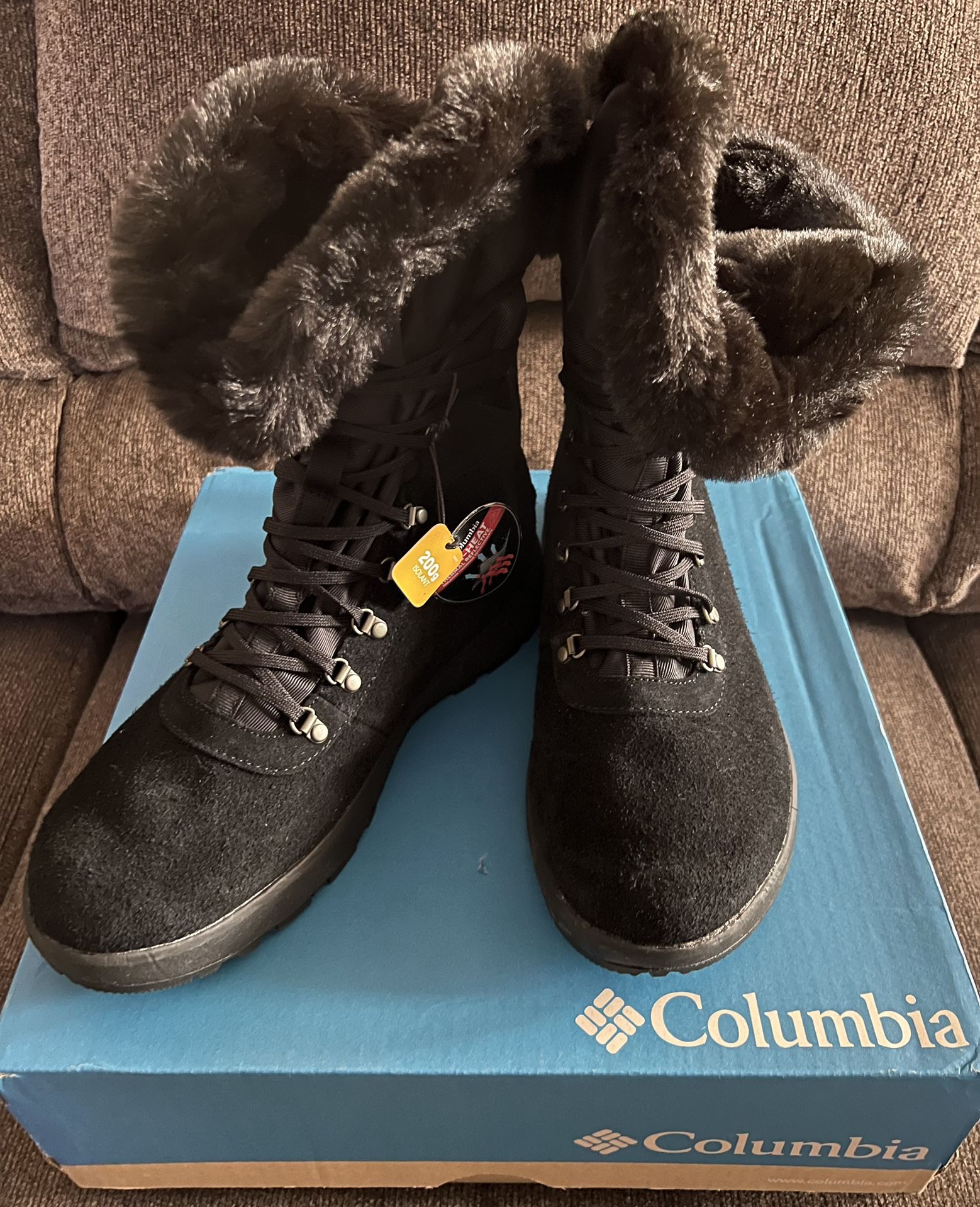New Columbia Women’s Slopeslide Village Omni-Heat Boots Size 10