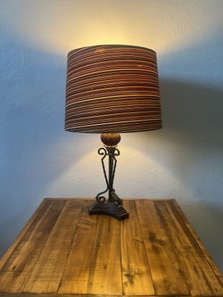 Antique style lamp