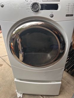 Matching washer and dryer