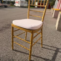 Chararvi Chairs For R,e,n, T