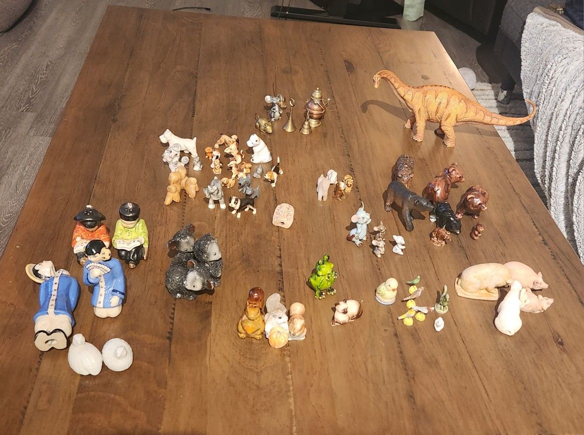 Various Figurines, Collectables, Trinkets