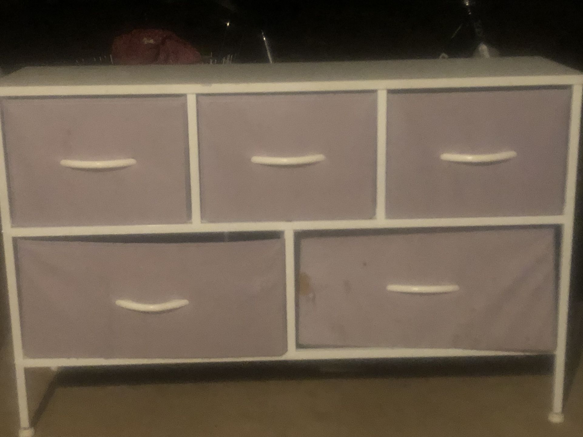 Bedroom Shelves And Drawers 