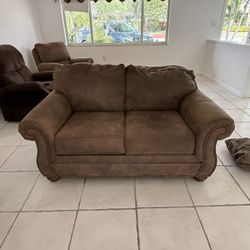 Studded loveseat sofa