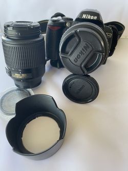 Nikon D40 Digital SLR with 2 AF DX Nikon Lenses (18-55 & 55-200)