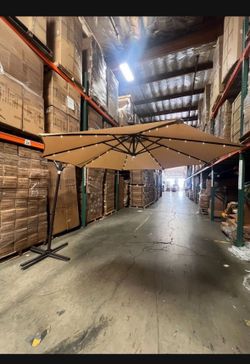 New In Box ft Offset Patio Umbrella with Solar Lights, 32 LED +1 Spotlight. White & Warm Light Modes, Heavy Duty Available In Khaki And Blue