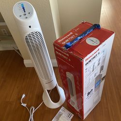 Honeywell Standing Fan (Like New)