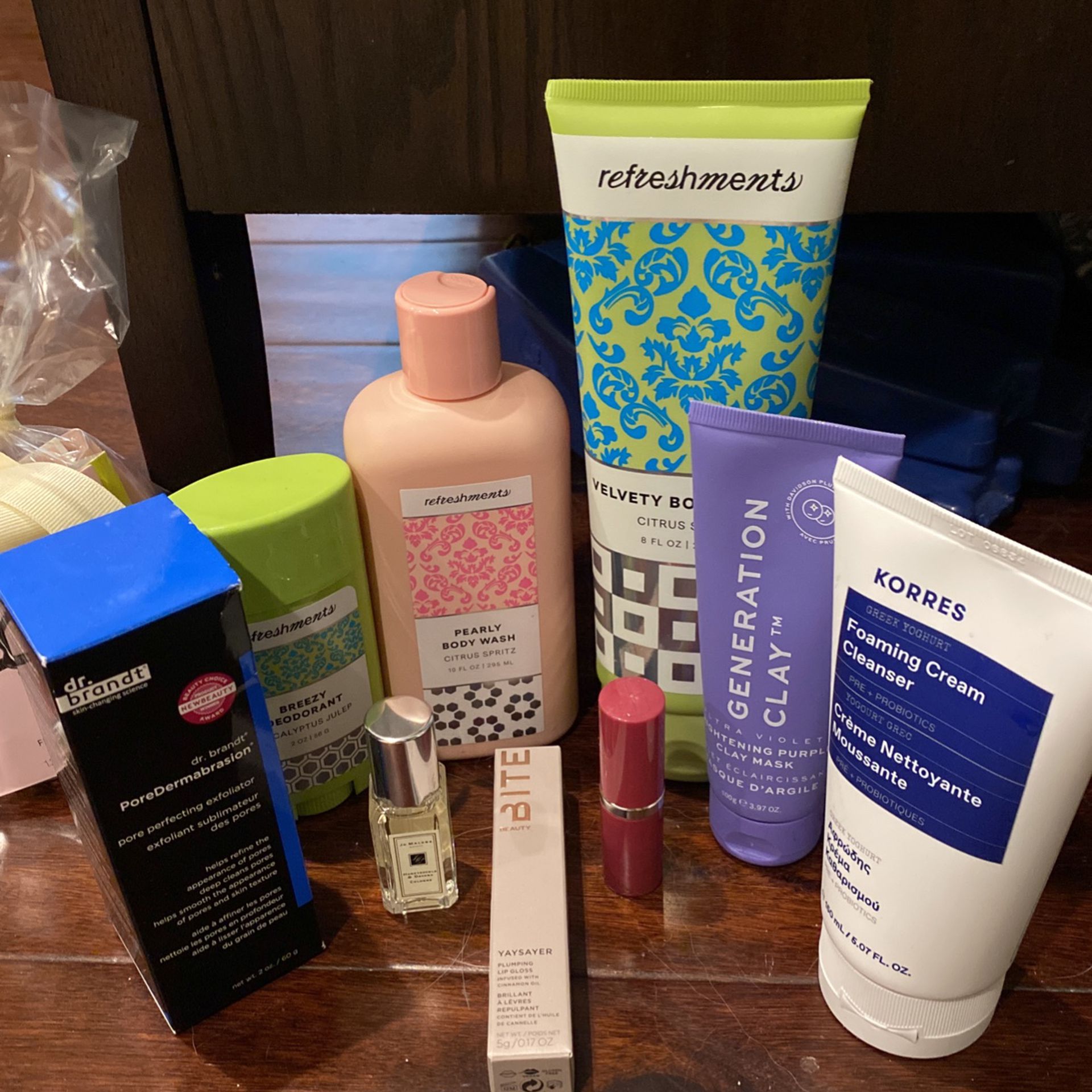 Cosmetic/skin care bundle