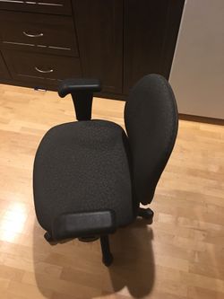 Global adjustable office chairs