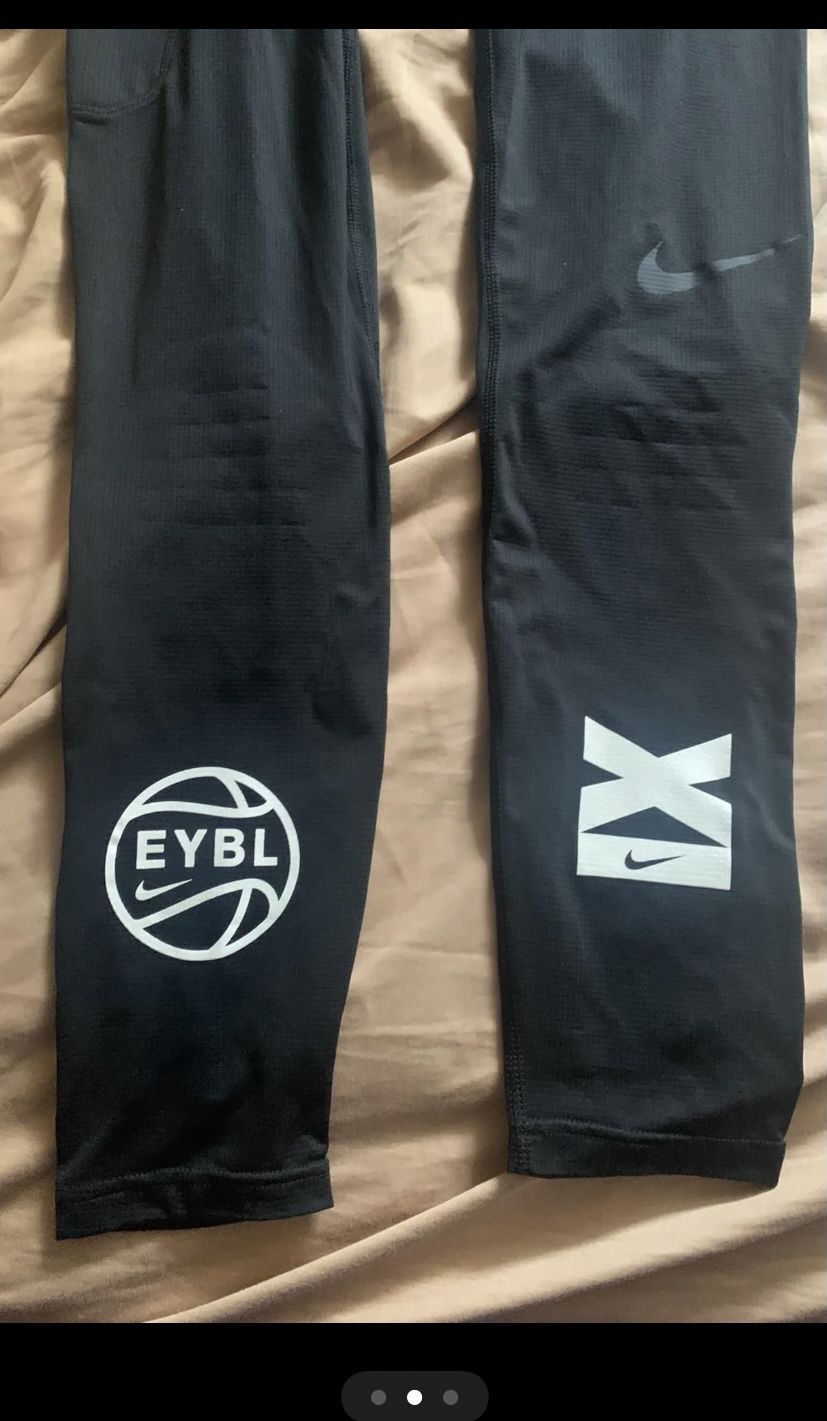 Nike EYBL Leggings for Sale in Matteson, IL OfferUp