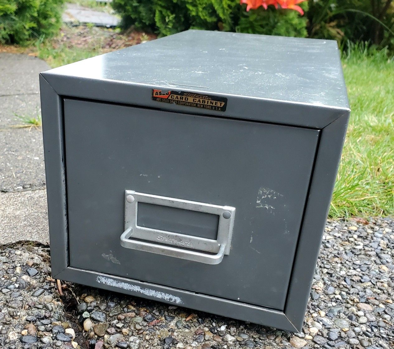 Steel card cabinet, 7 1/2" wide, 6 1/2" tall, 16"deep