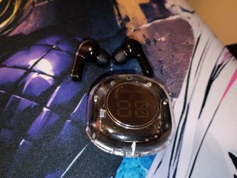 Wireless Earbuds with Transparent Charging Case