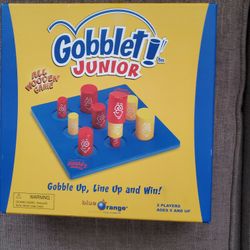 Gobblet Junior all wooden game