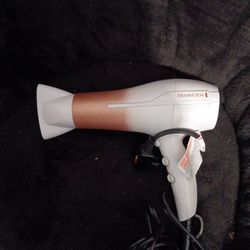 Remington, White/gold Medium Size 