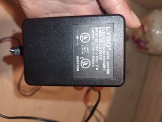 LYGO Power Adapter LG090100