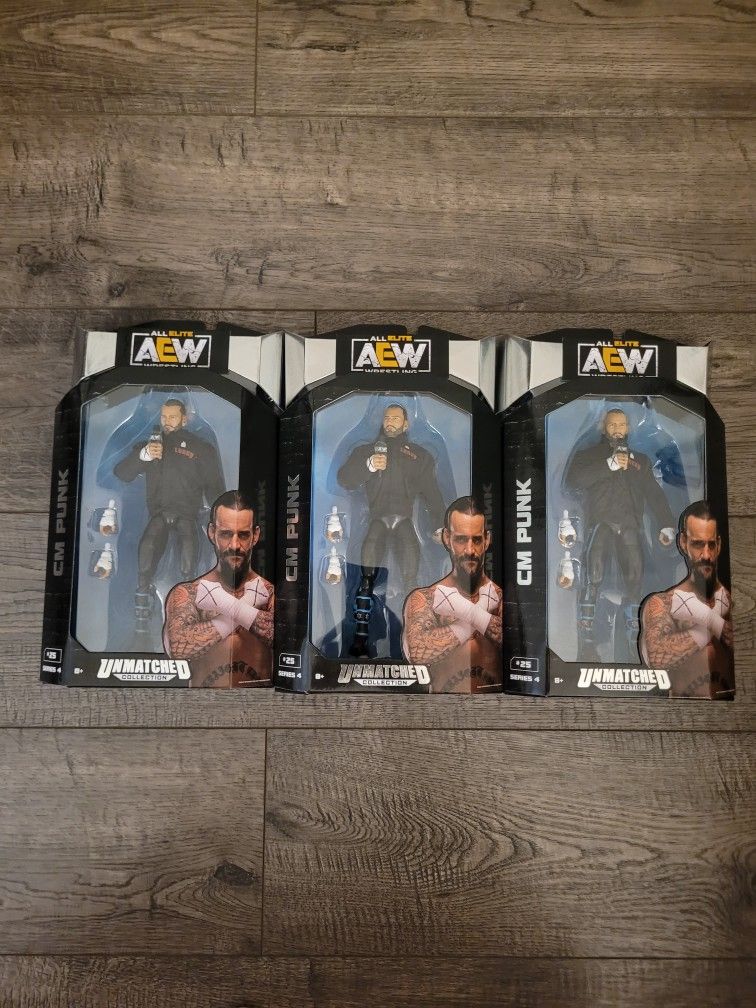 🔥AEW Elite CM Punk Figurine NIB!🔥